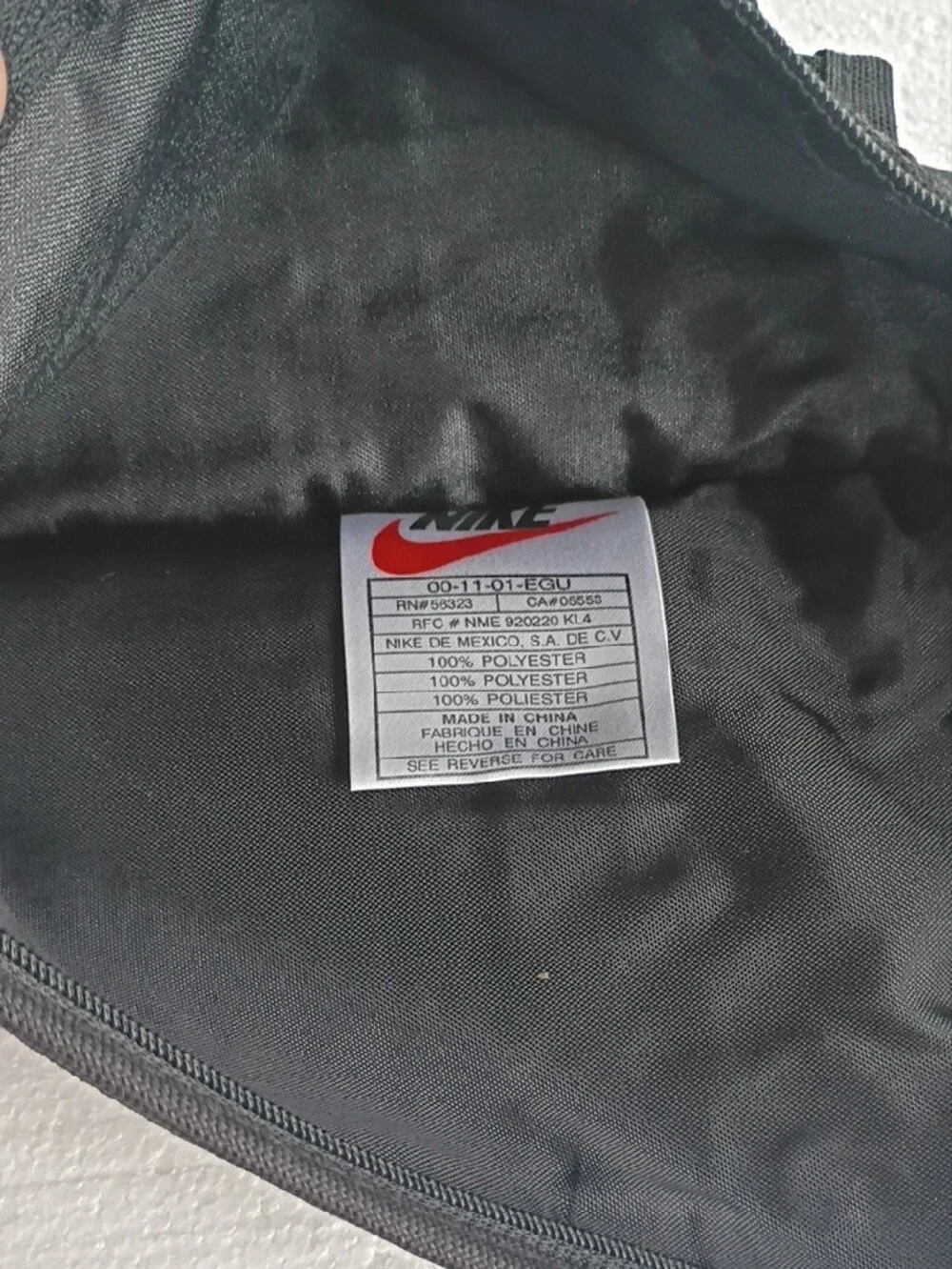 Nike Black Compact Messenger Crossbody Organizer